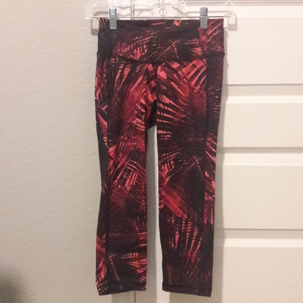 Old navy dry fit leggings